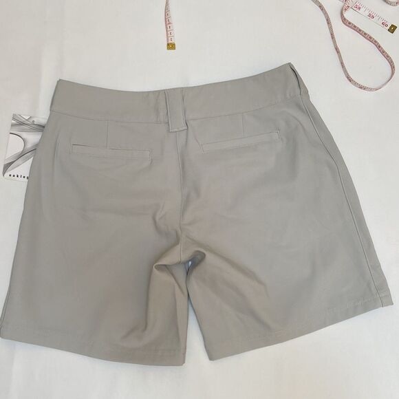 Oakley Gray Cargo Shorts Versatile and Stylish - Picture 2 of 13